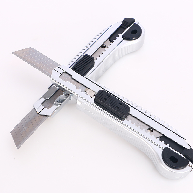 Large utility knife blade Paper cutter knife Coated with rubber Heavy duty wallpaper knife Tool knife for unwrapping express packages