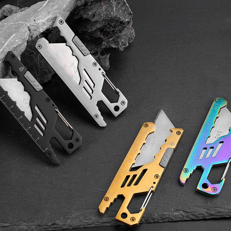 Outdoor use retractable box cutter knife cardboard multifunctional camping keychain utility knife with 5pcs replaceable blade